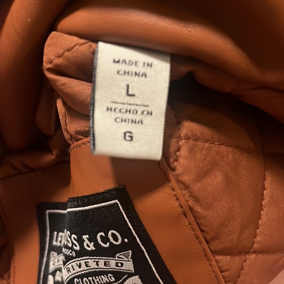 Levi’s Faux Leather Jacket - Picture 6 of 6